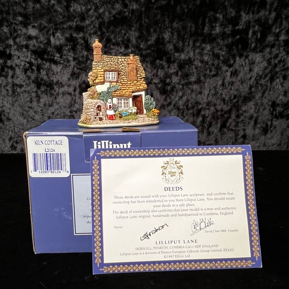 Lilliput Lane | Kiln Cottage | Collectors' Club - Picture 2 of 13
